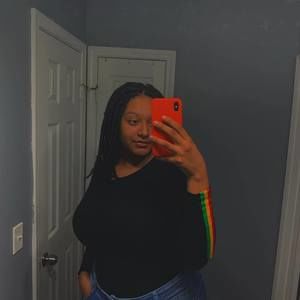 Meet your Posher, Danielle